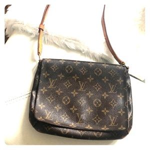 Authentic LV! Monogrammed Musette Tango